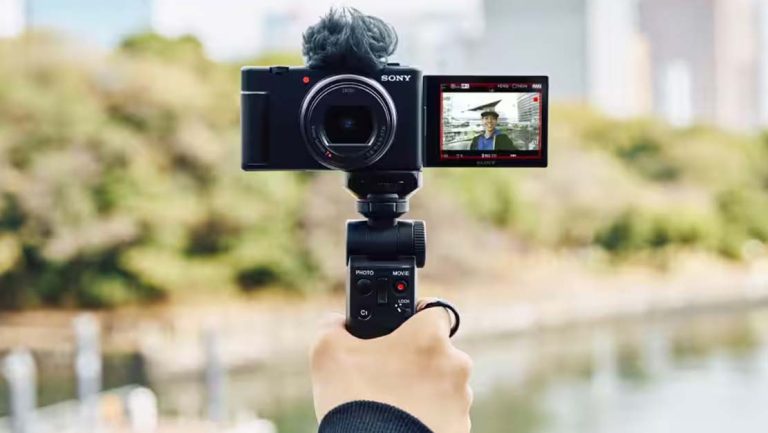 Sony Camera Showcase: Compact Powerhouses for Photography and Vlogging